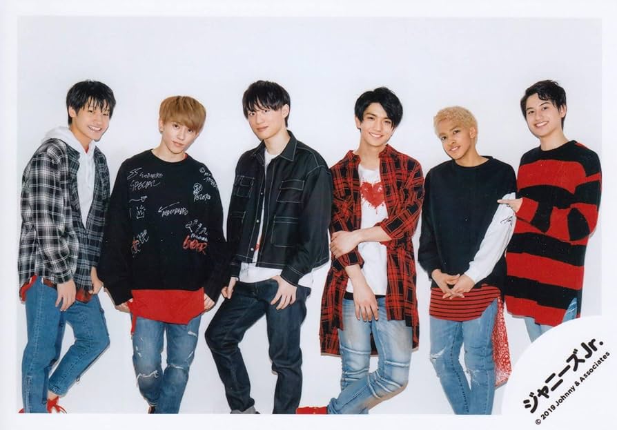 Amazon.co.jp: Aぇ! group 公式 生 写真（集合）AGK00006 : おもちゃ